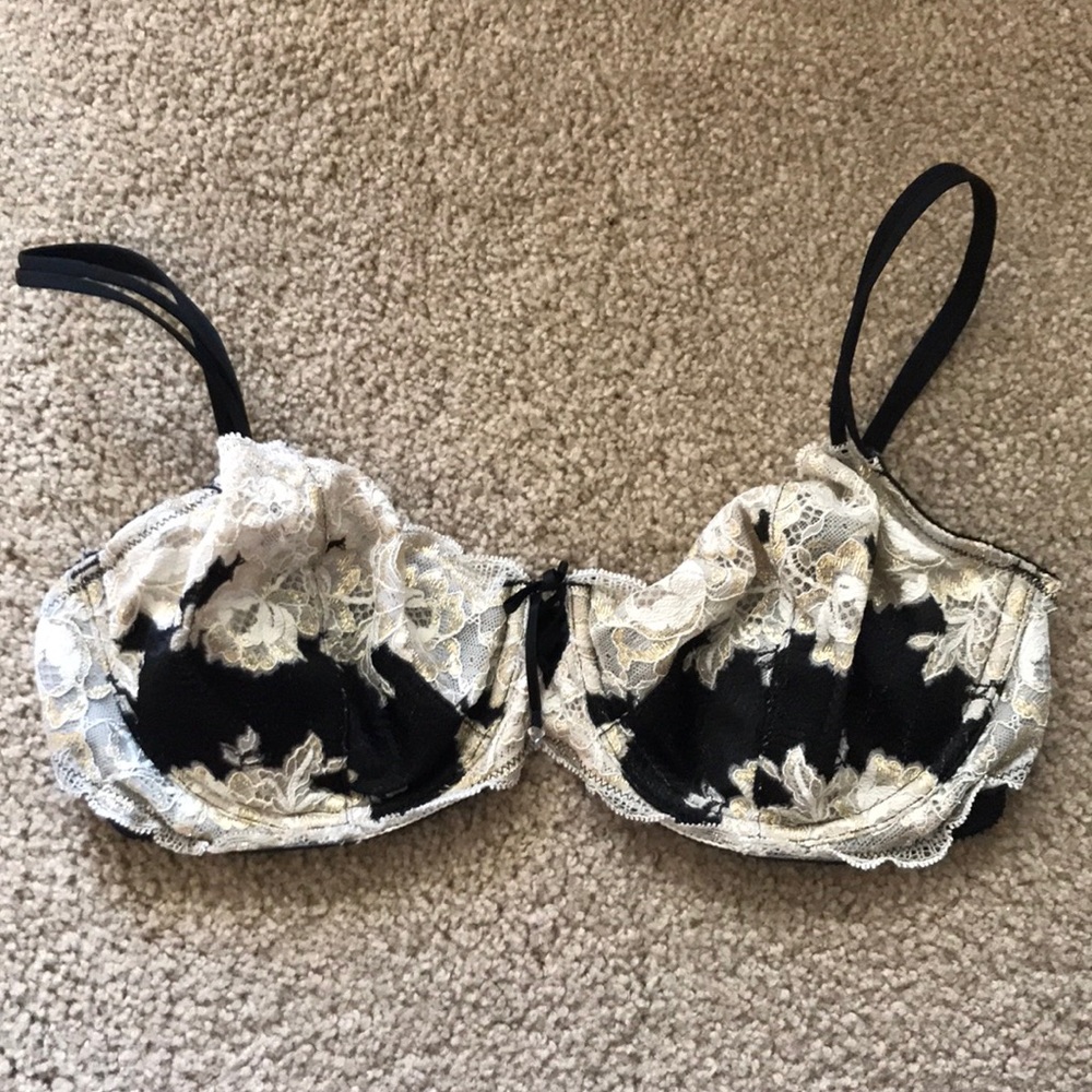 36D sexy Victoria Secret Bra